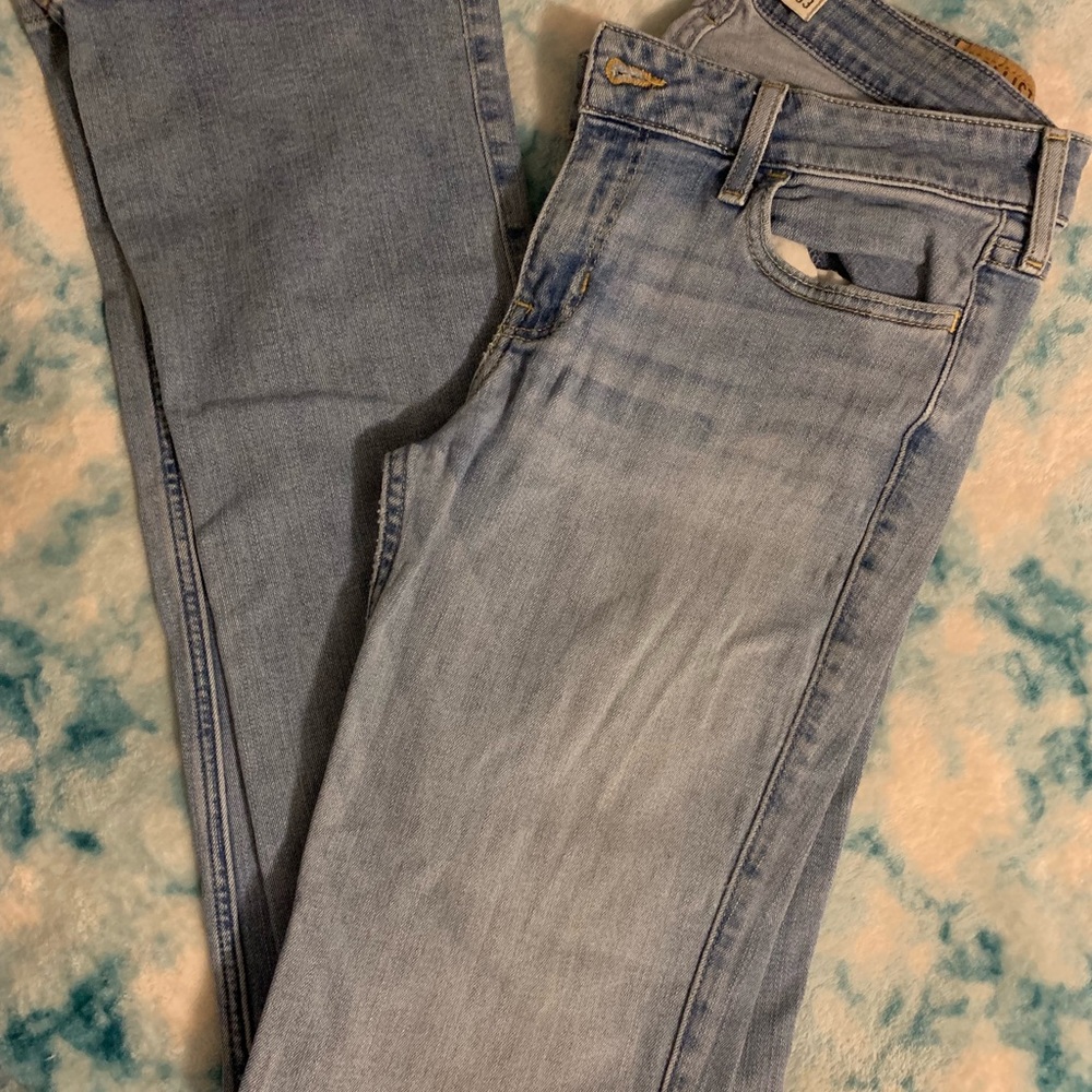 Hollister jeans